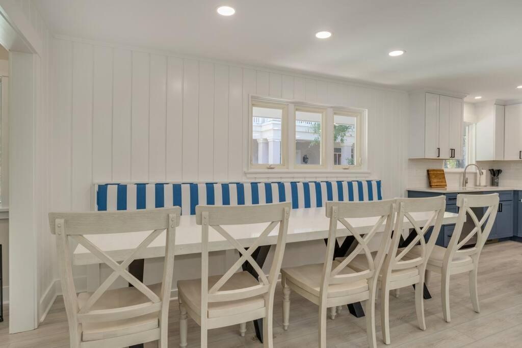 Luxury Beach House - 2Min Walk To Beach - Private Pool - Group & Dog Friendly هيلتون رئيس جزيرة المظهر الخارجي الصورة