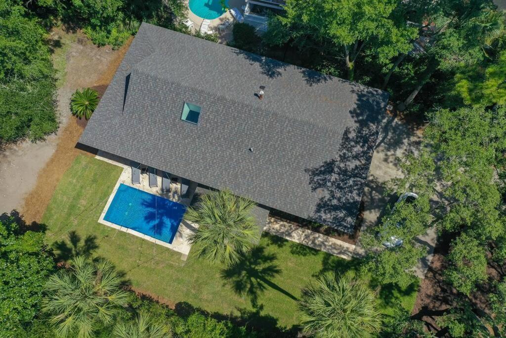 Luxury Beach House - 2Min Walk To Beach - Private Pool - Group & Dog Friendly هيلتون رئيس جزيرة المظهر الخارجي الصورة